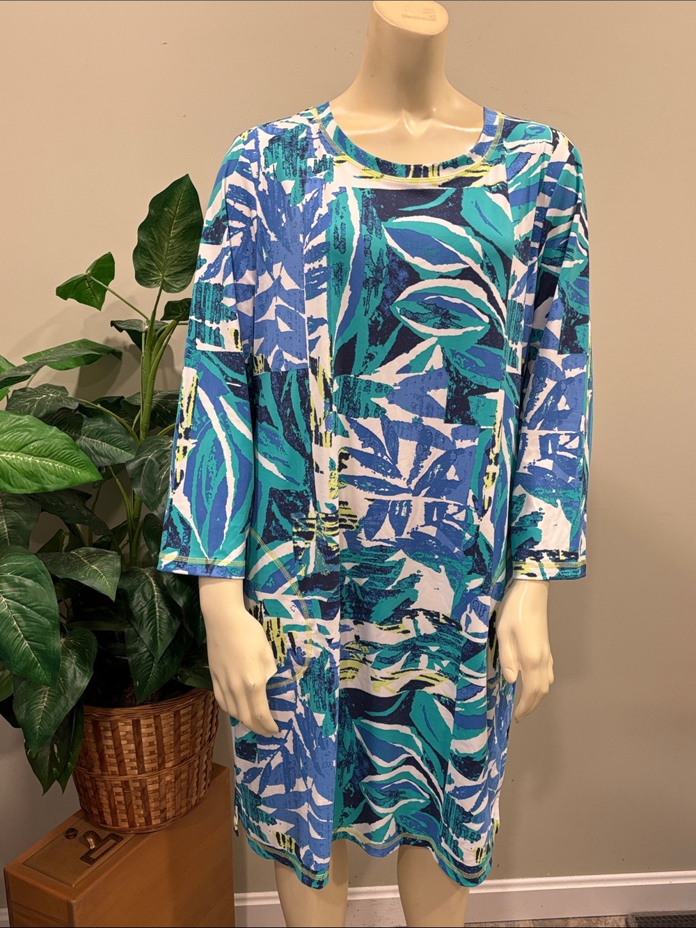 Escape by Habitat Tropical Print Shift Dress in Blue & Teal NWT